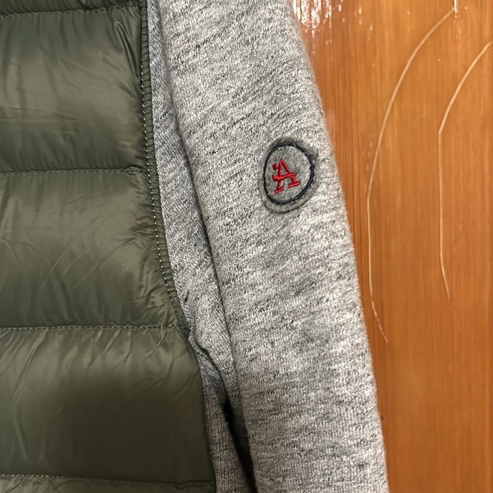 Premium Apparel Crafters Puffer/Sweatshirt Hoodie - Picture 2 of 7